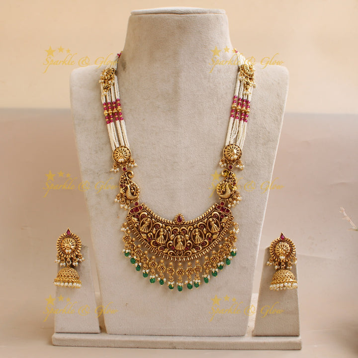 Gorgeous Bridal Procession carved pendant haram with multi layered Rubypearl chain with green beads
