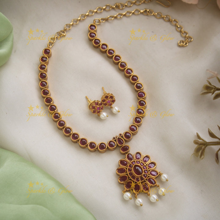 Stunning Floral Adigai Short necklace with Pearls- Pink-green