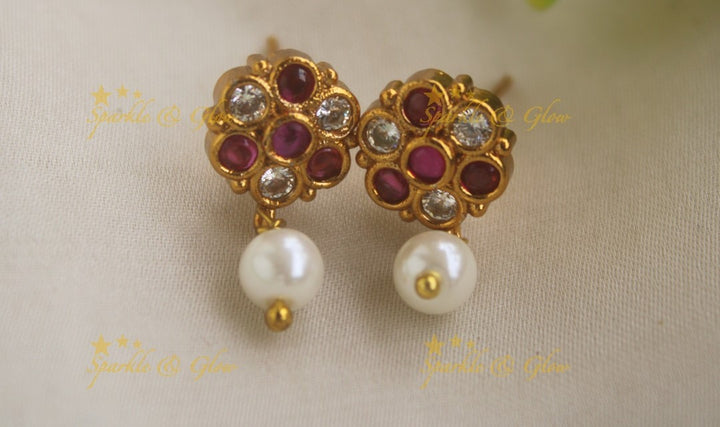Stunning Floral Adigai Short necklace with Pearls- Pink-White