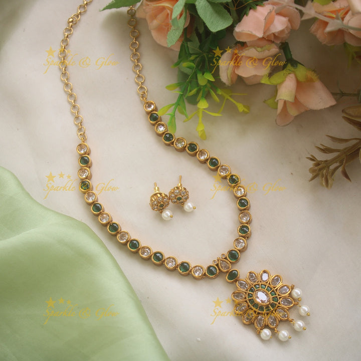 Stunning Floral Adigai Short necklace with Pearls- Pink-green