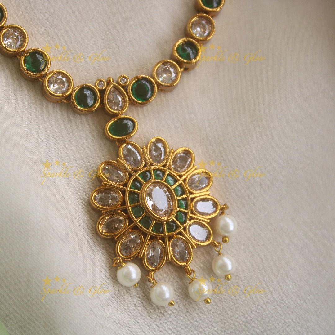 Stunning Floral Adigai Short necklace with Pearls- Green-White