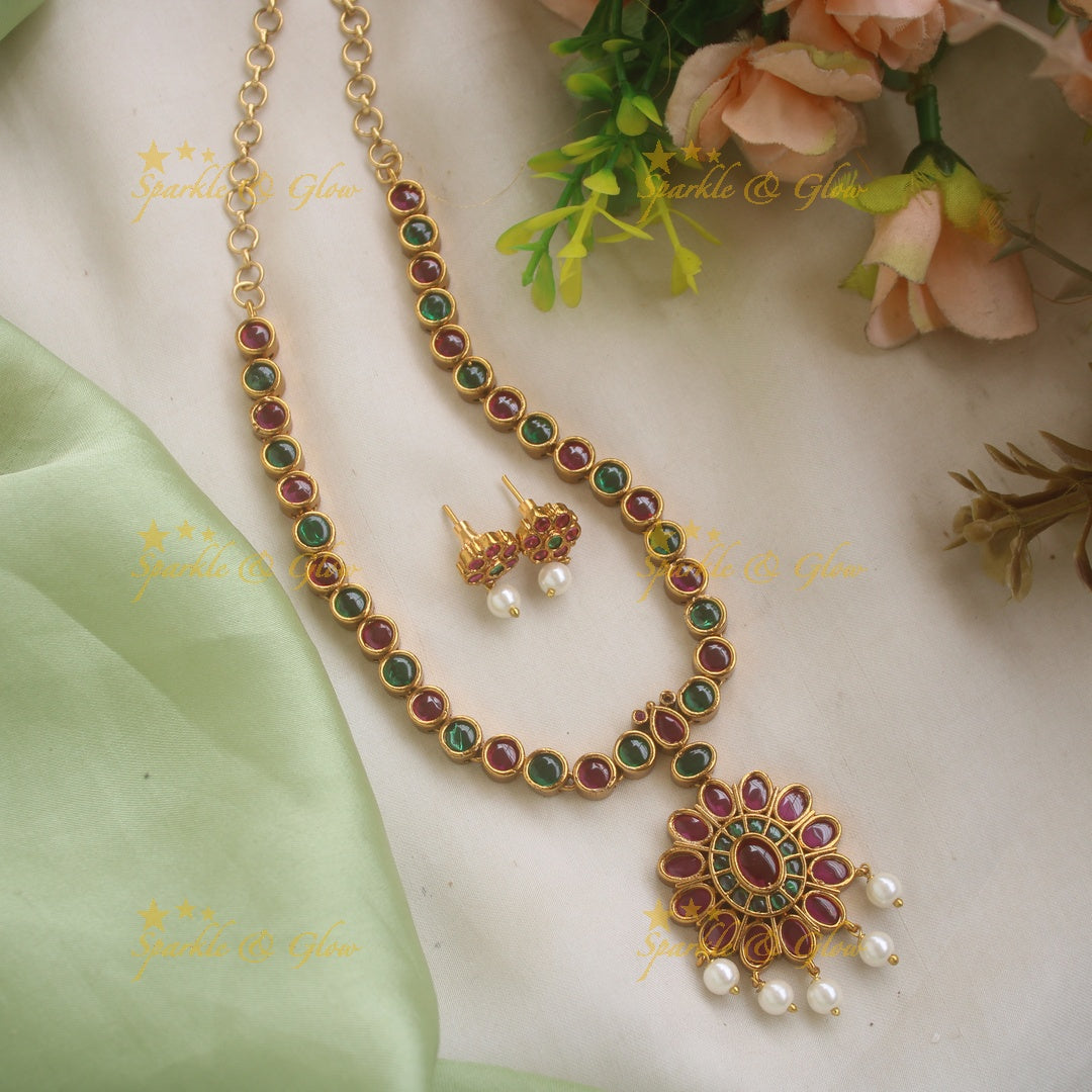 Stunning Floral Adigai Short necklace with Pearls- Pink-green