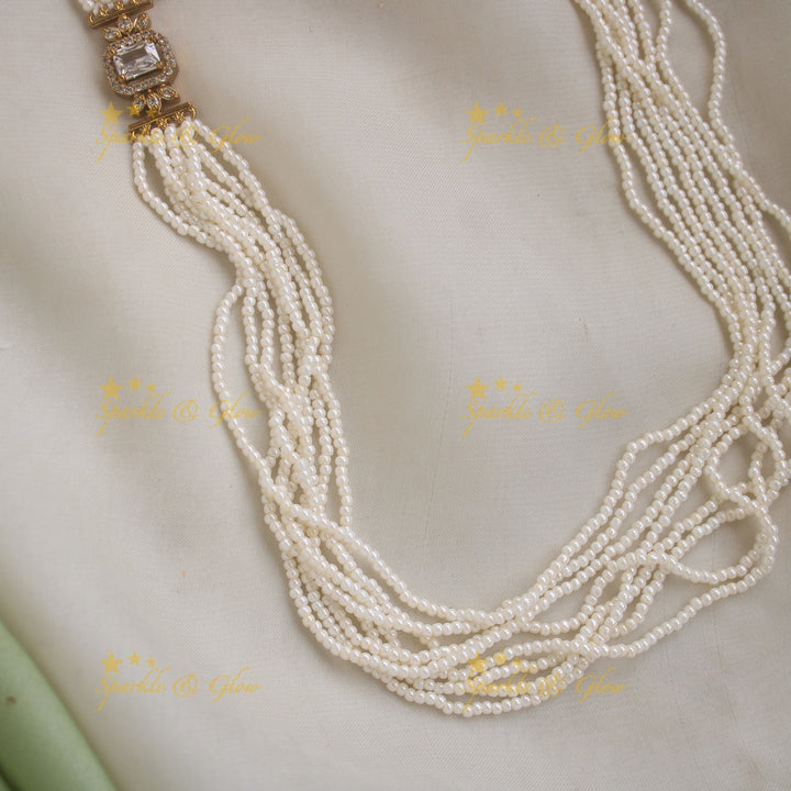 Multilayered Moggapu Pearl Haram- White