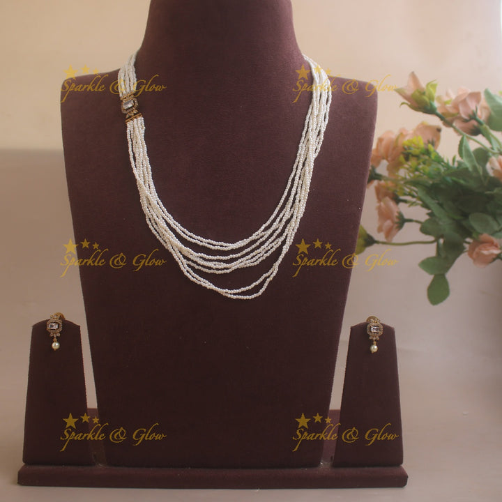 Multilayered Moggapu Pearl Haram- White