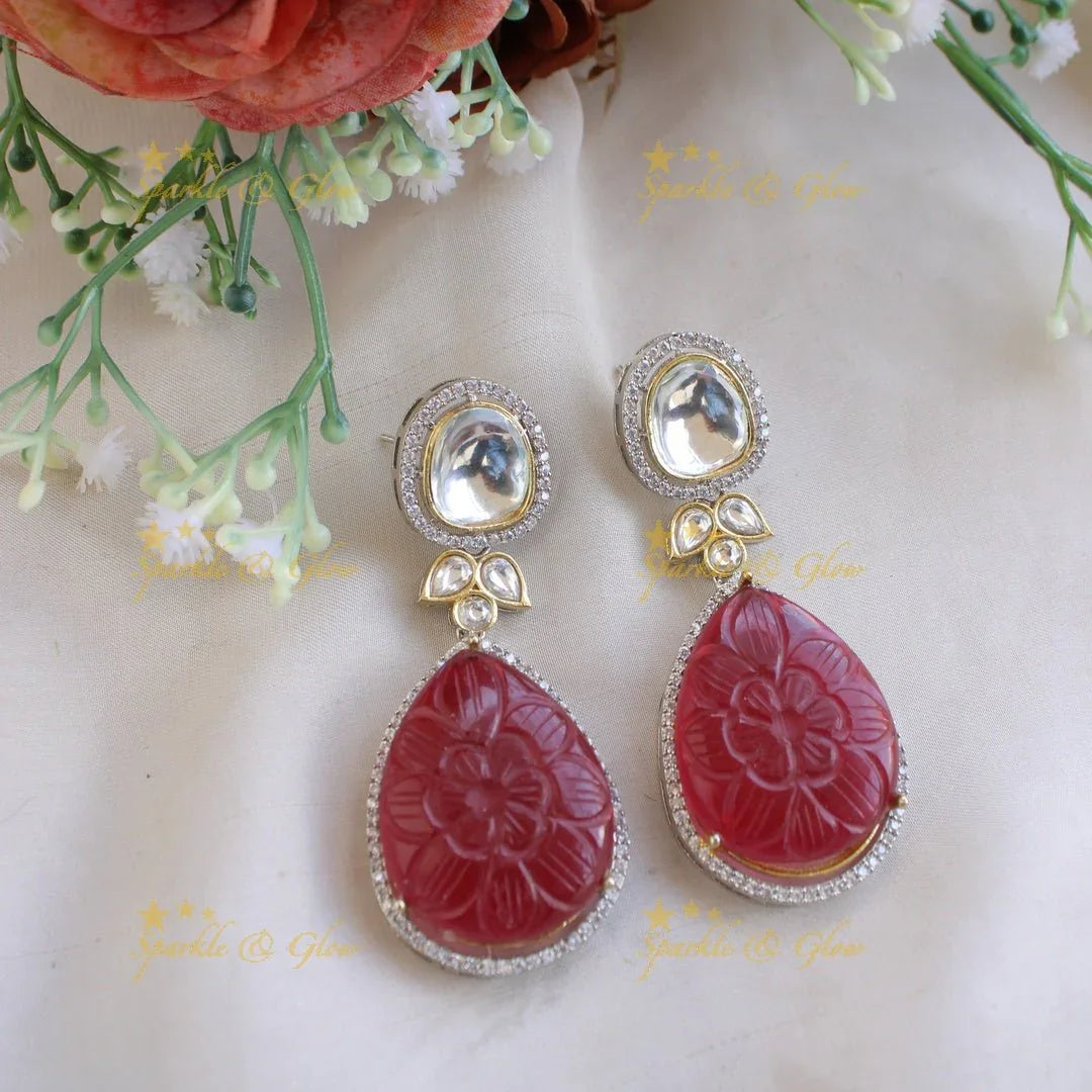 Elegant floral design victorian AD short necklace with stone drops - Sparkle and Glow