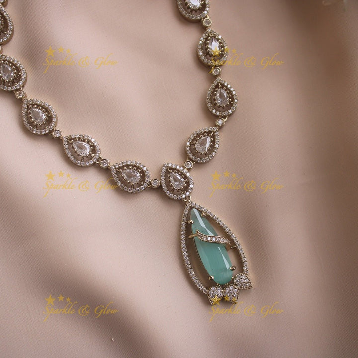 Stunning water drop design victorian AD short necklace with stone drop - green - Sparkle and Glow - Mintgreen - Back Thread