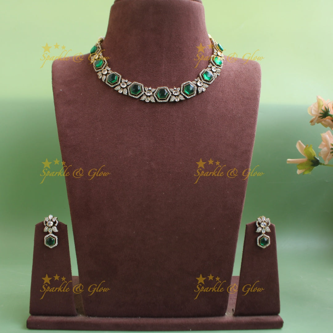 Statement Floral stone victorian AD short necklace - green