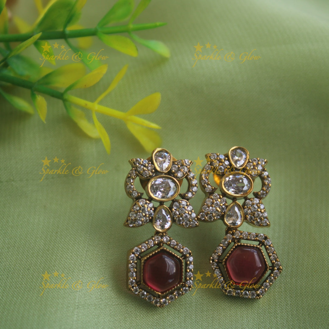 Statement Floral stone victorian AD short necklace - maroon