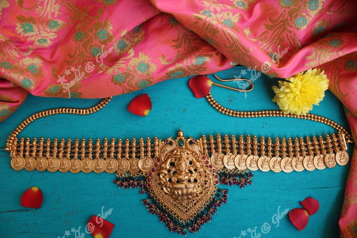 Premium qualty matte nagas hipbelt with ruby green bead drops