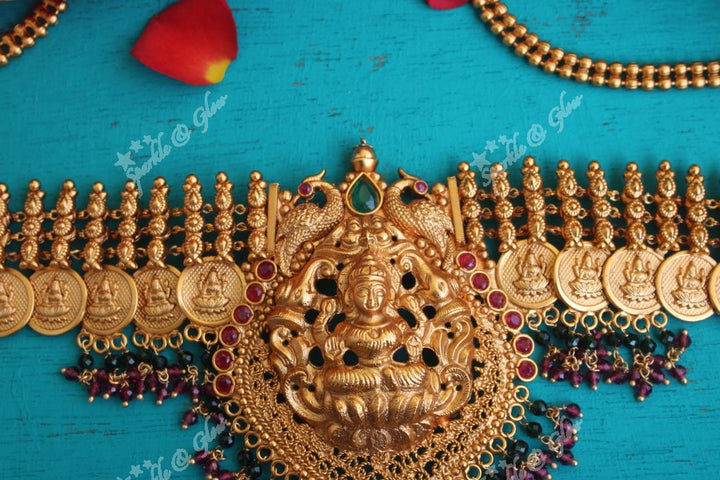 Premium qualty matte nagas hipbelt with ruby green bead drops