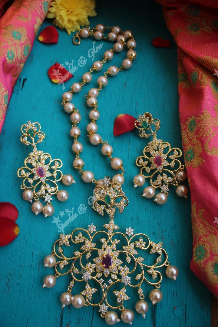 Ad stones pendent pearl chain with earrings