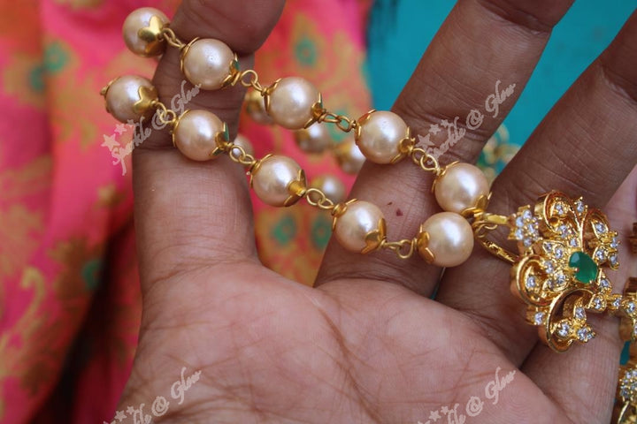 Ad stones pendent pearl chain with earrings