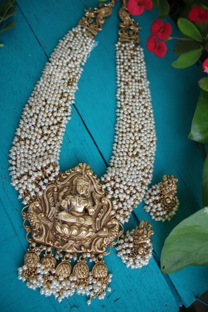 Premium gold alike polished gold cluster nagas haram - Sparkle and Glow - Pearl - Back Chain
