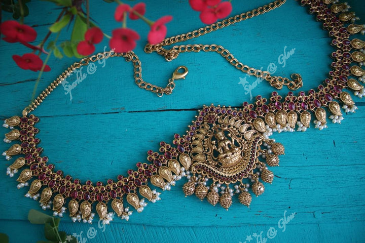 Premium quality antique polished Lakshmi hip chain with kemp stones