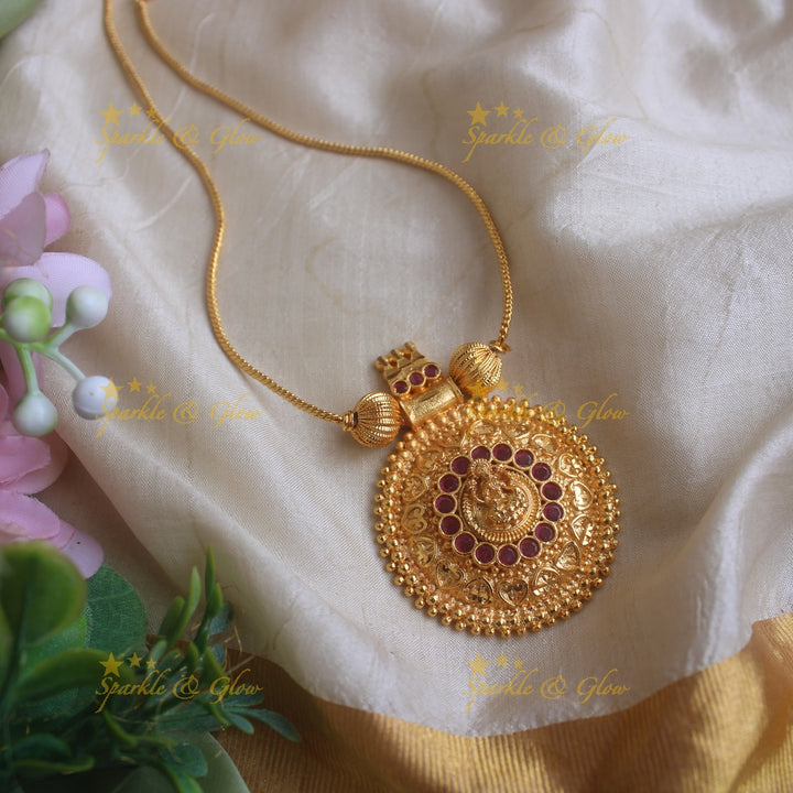 Idol Lakshmi Floral pendant necklace