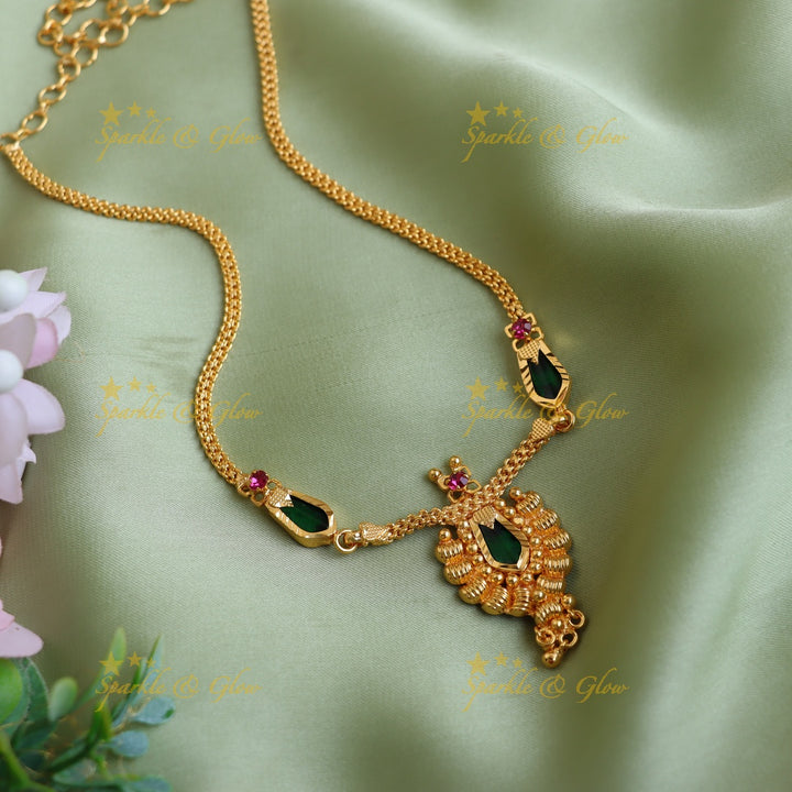 Elegant Kerala style emerald necklace