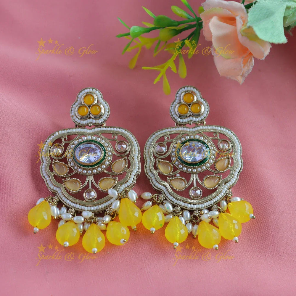 Beautiful Kundan Floral Leaf design Antique Earrings-Green - Sparkle and Glow