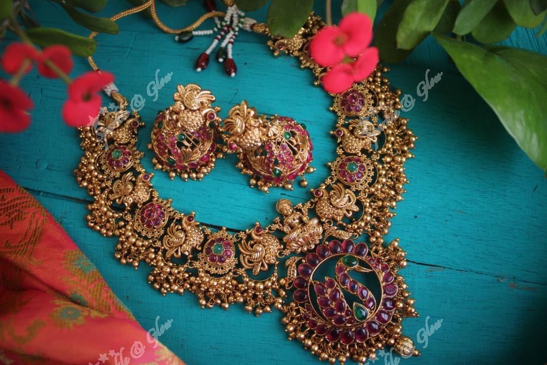 Gold alike polished kemp stones peacock and lakshmi carved gutta pusalu - Sparkle and Glow - Gold - Back Thread