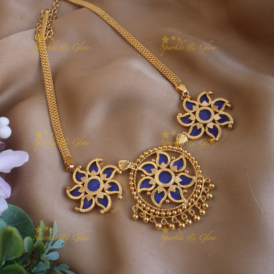 Statement Floral palakka kerala style short necklace with gold beads - green