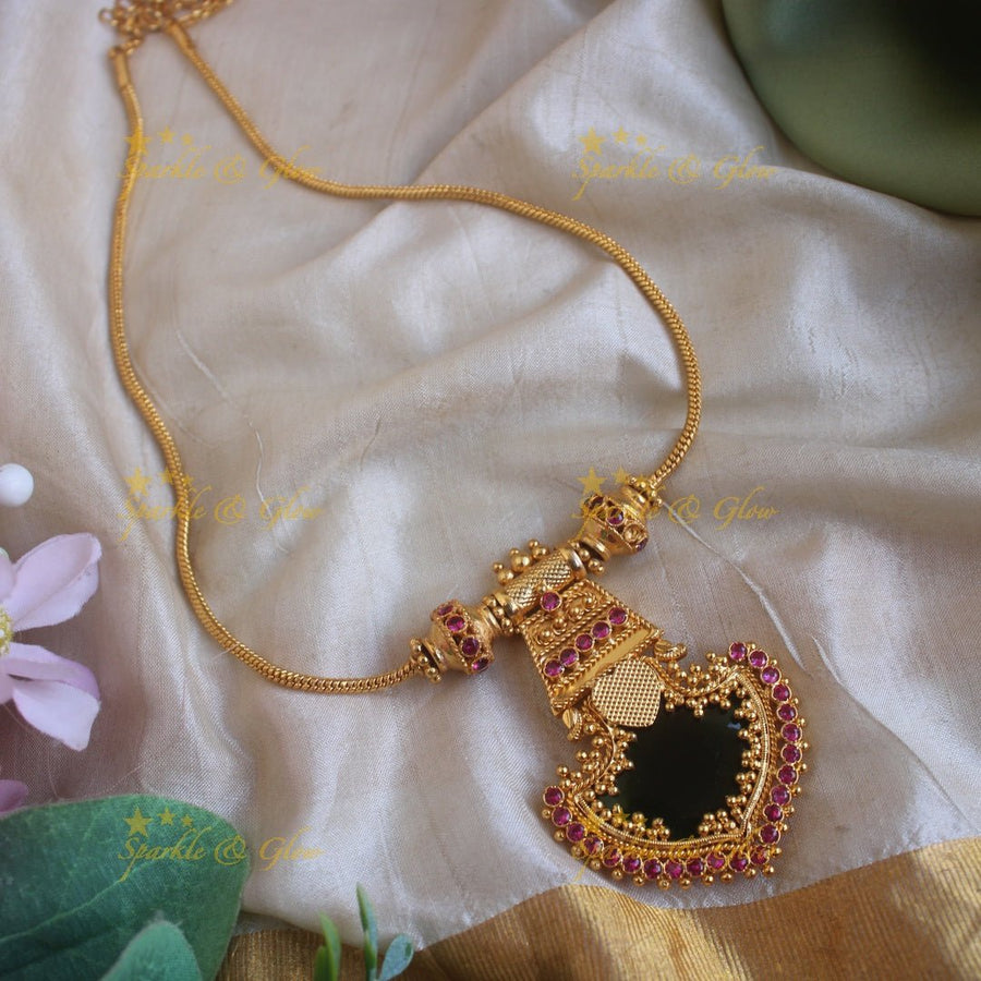 Stunning Leaf design palakka pendant with chain with ruby stones - blue - Sparkle and Glow - Green - Back Thread
