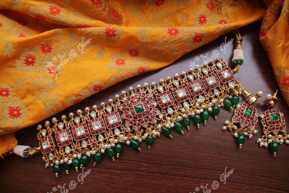 Real kemp stones gold alike gutta pusalu high neck choker -Green Beads - Sparkle and Glow