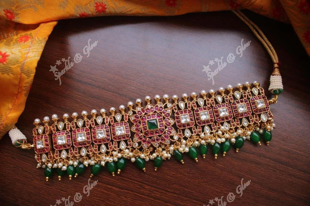 Real kemp stones gold alike gutta pusalu high neck choker -Green Beads - Sparkle and Glow