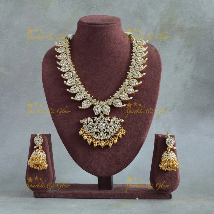 Beautiful Peacock floral mango short necklace with gold beads - white - Sparkle and Glow