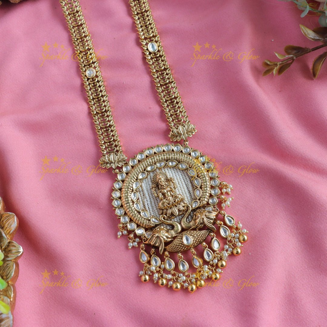 Beautiful Lakshmi peacock carved kundan stone pendant haram with pearls and green beads - Sparkle and Glow - Gold - Back Thread