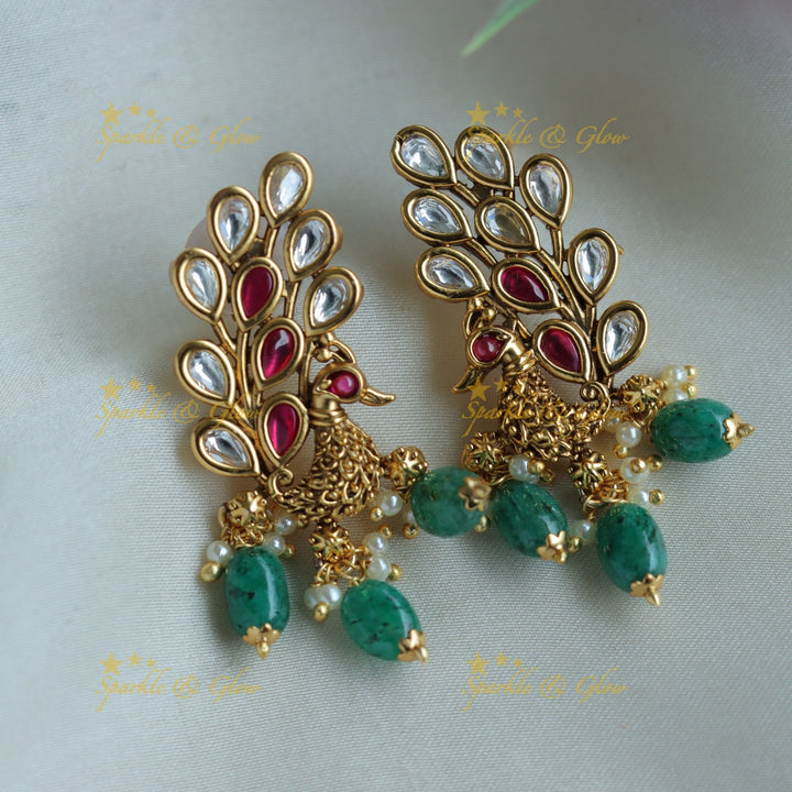 Statement Floral peacock cluster pearl short necklace with green beads and stones