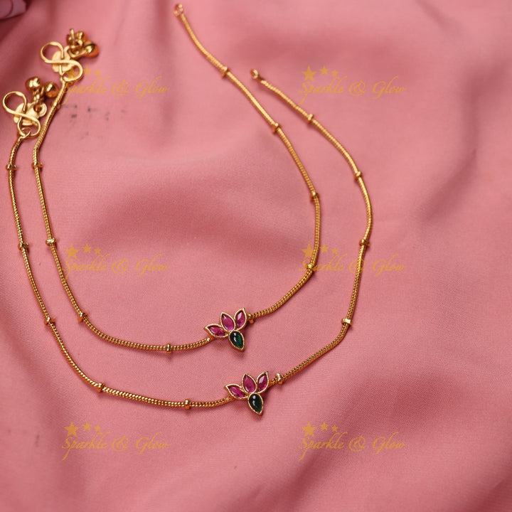 Elegant Lotus design Anklet