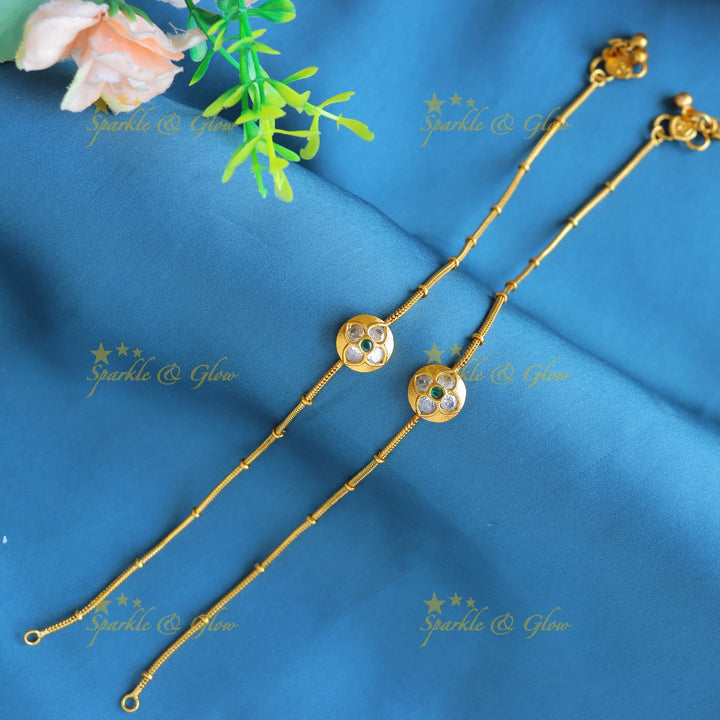 Beautiful Floral design Anklet-Greenwhite