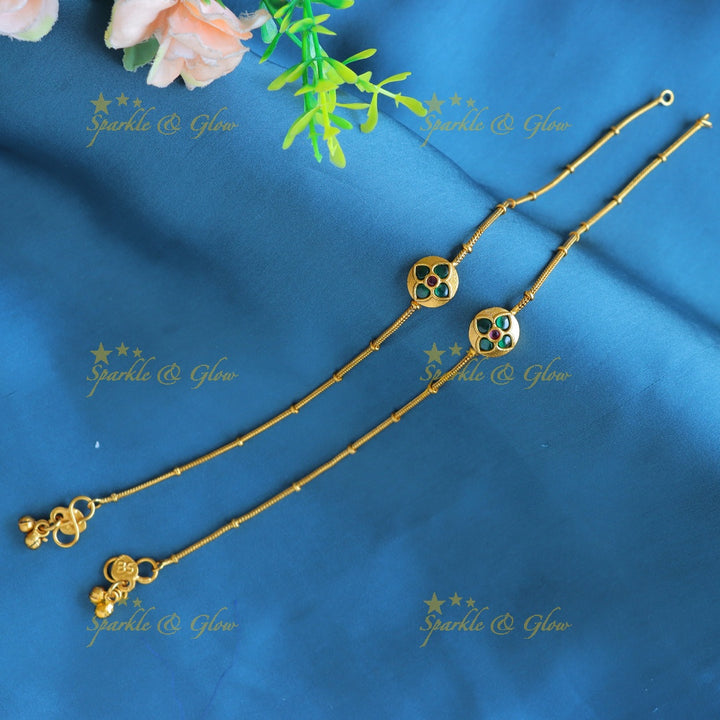 Beautiful Floral design Anklet-Greenwhite