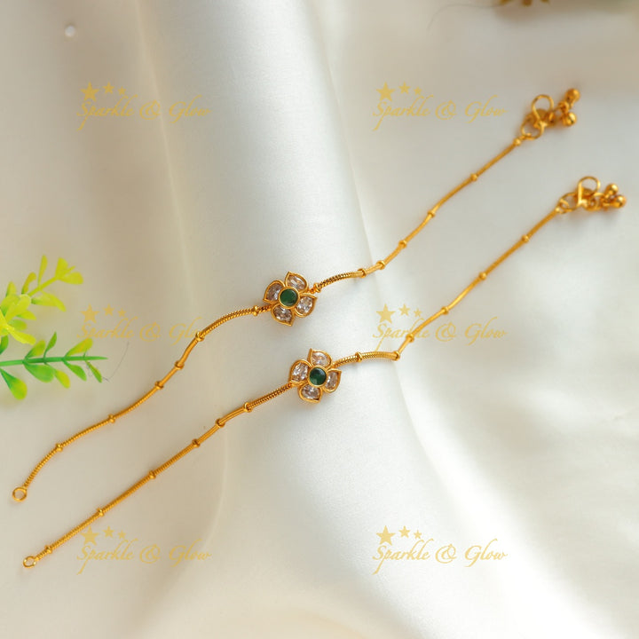 Gracious Kemp floral design Anklet-Ruby
