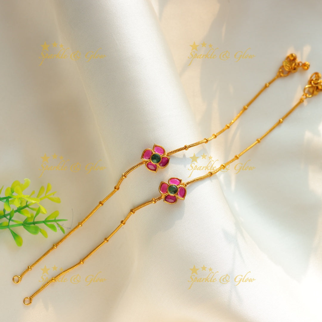 Gracious Kemp floral design Anklet-Ruby