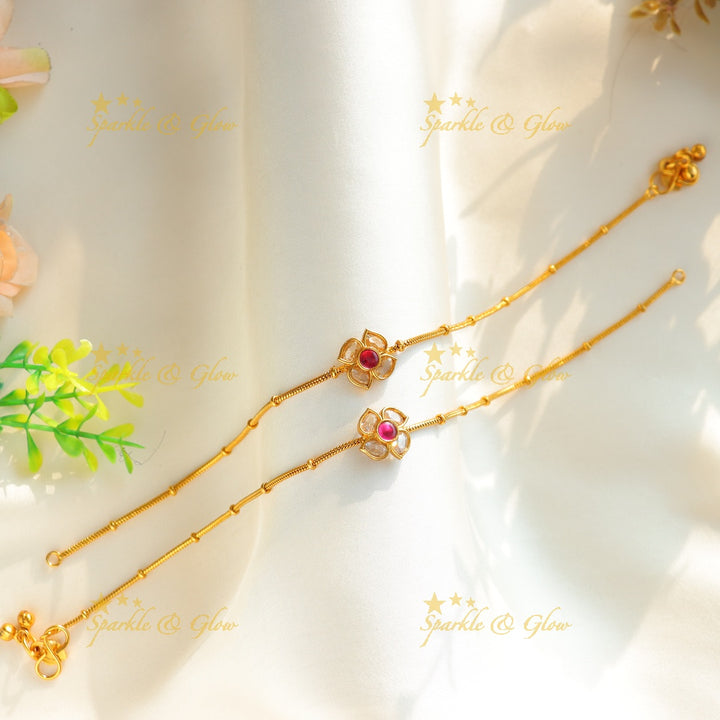 Gracious Kemp floral design Anklet-Ruby