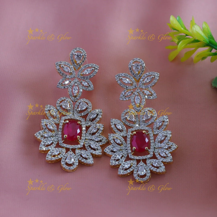 Gracious Flower design American diamond short necklace - Sparkle and Glow - Back Thread - 