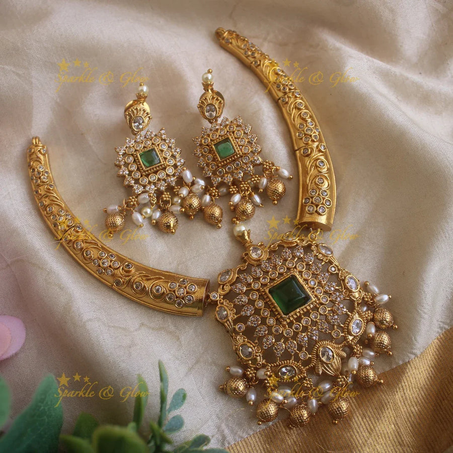 Sparkling Square stone floral pendant carved Halsi necklace with gold beads - Sparkle and Glow