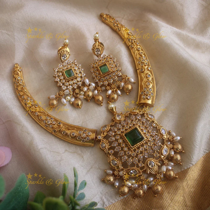 Sparkling Square stone floral pendant carved Halsi necklace with gold beads - Sparkle and Glow