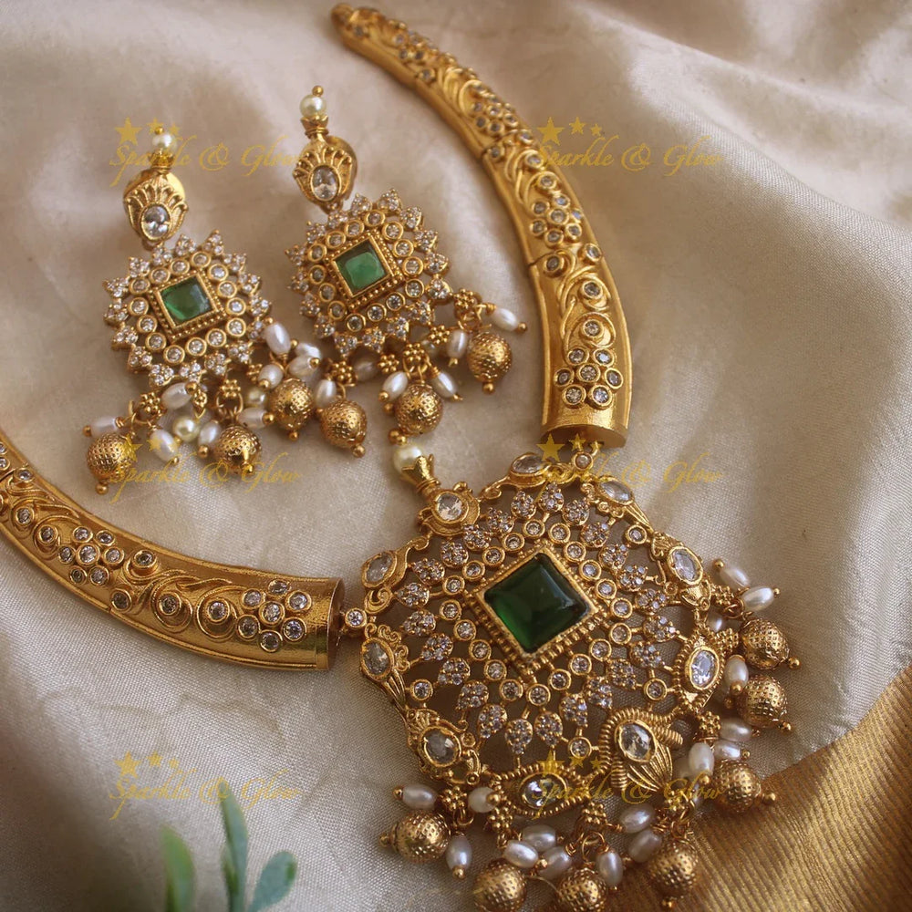 Sparkling Square stone floral pendant carved Halsi necklace with gold beads - Sparkle and Glow