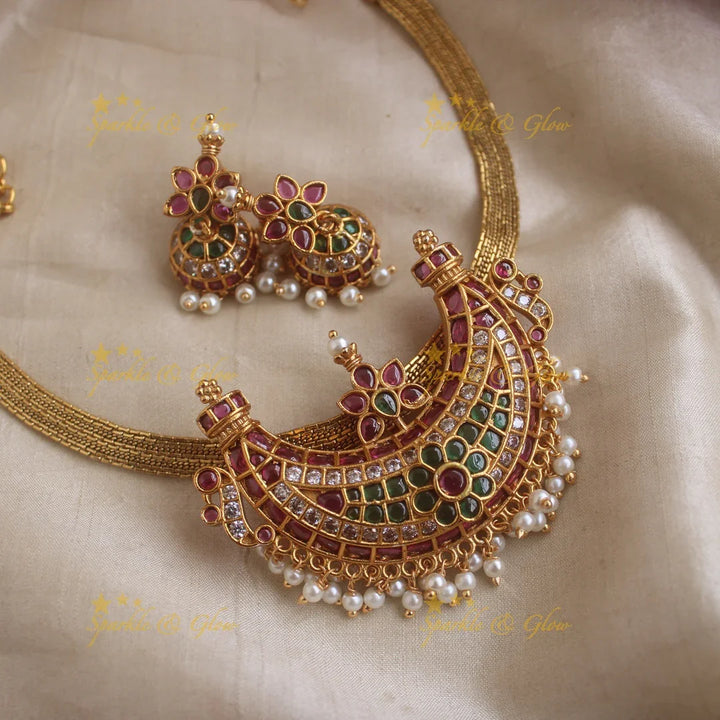 Beautiful Half moon pendant carved Kemp short necklace - Sparkle and Glow