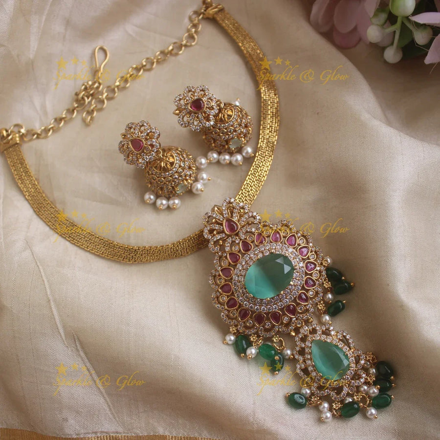 Elegant Floral pendant carved short necklace with green beads-Mintgreen - Sparkle and Glow
