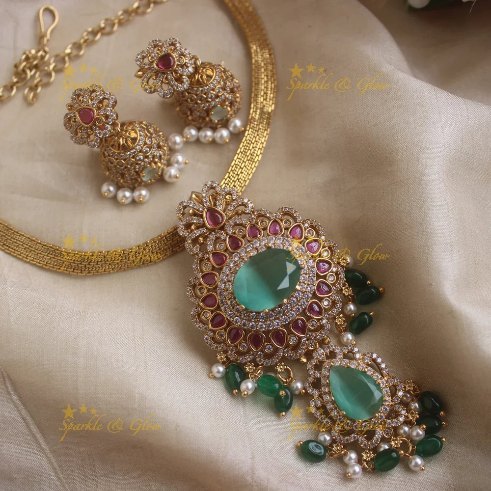 Elegant Floral pendant carved short necklace with green beads-Mintgreen - Sparkle and Glow