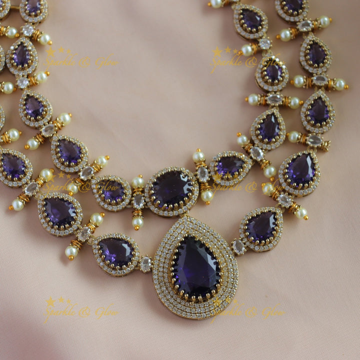 Gracious Two layered Victorian AD waterdrop short necklace