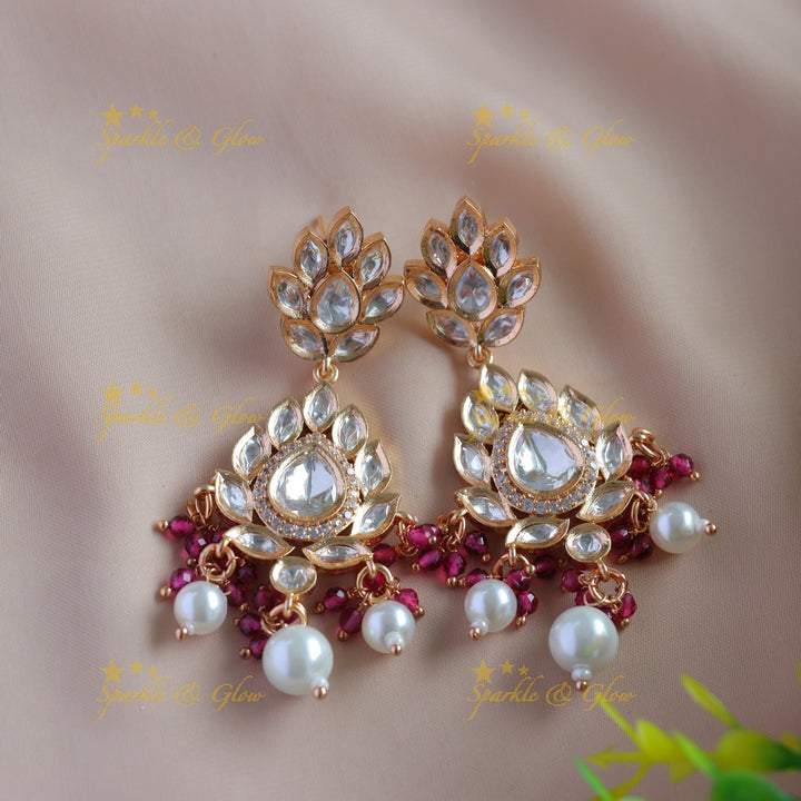 Elegant Kundan Leaf Floral Victorian AD short necklace with pearls