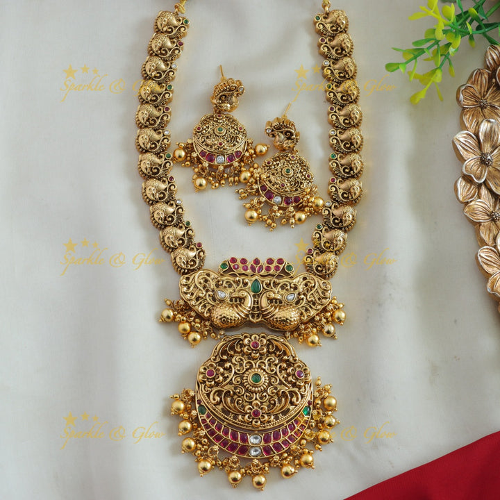 Gorgeous Peacock carved short necklace with ruby emerald and gold beads