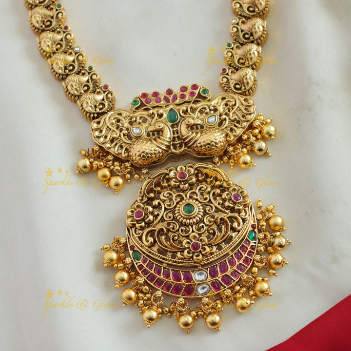 Gorgeous Peacock carved short necklace with ruby emerald and gold beads