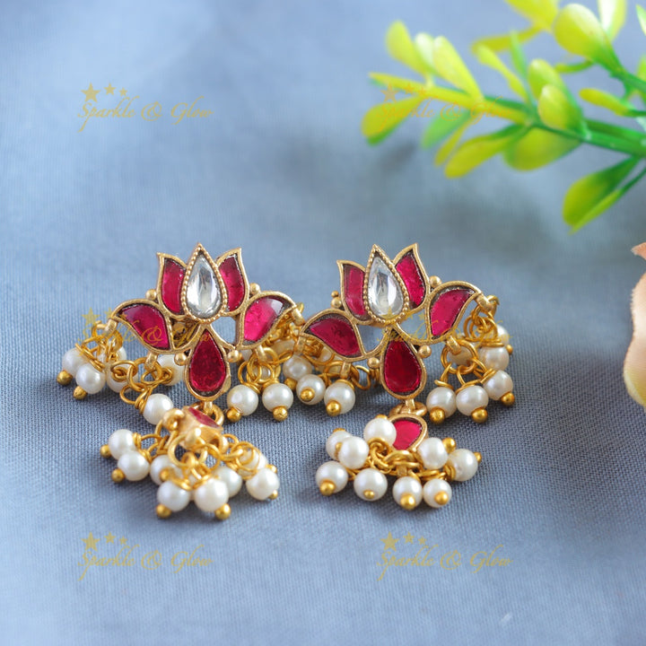 Elegant Lotus design pendant haram with two layer pearl chain