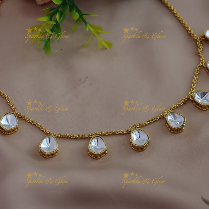 Beautiful Victorian AD Kundan waterdrop short necklace