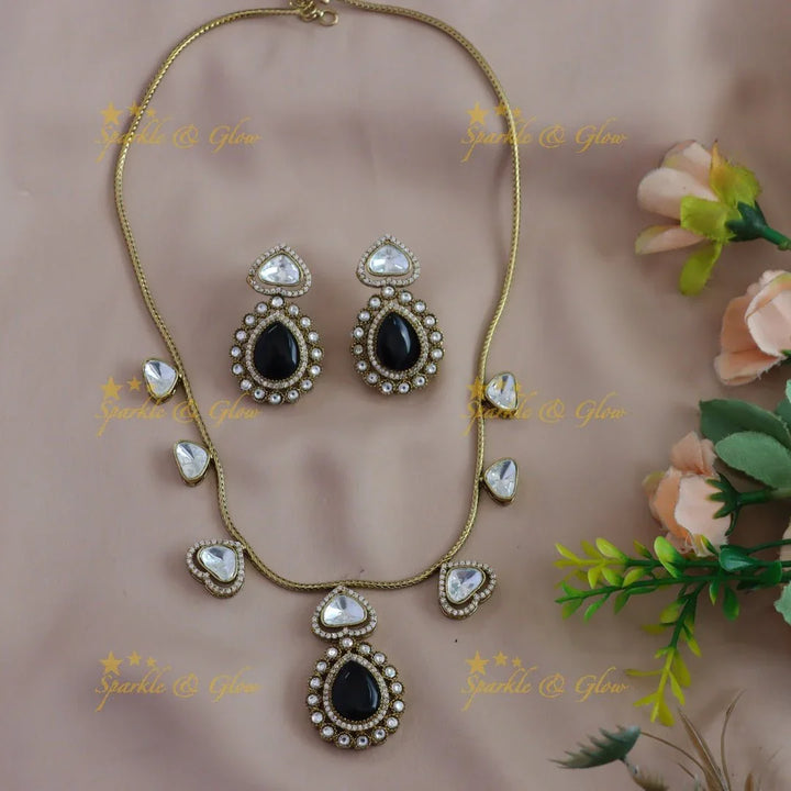 Gracious Kundan Heart design Victorian AD Floral pendant short necklace - Sparkle and Glow