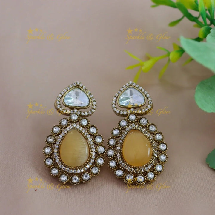 Gracious Kundan Heart design Victorian AD Floral pendant short necklace - Sparkle and Glow